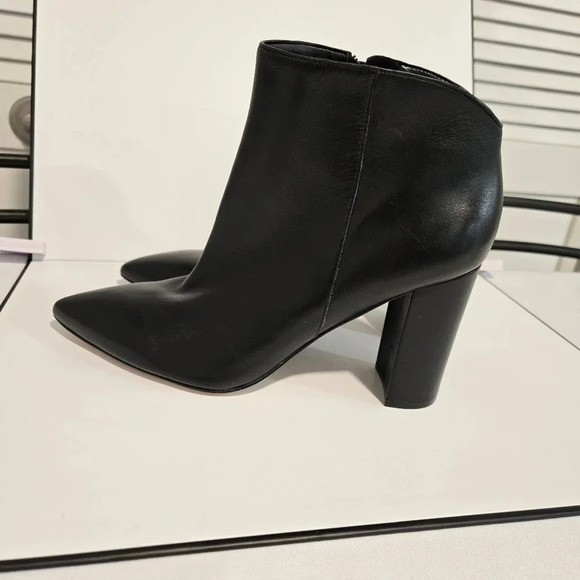 Marc Fisher Black Pointed-Toe Ankle Boots – Sleek and Modern - Picture 2 of 12